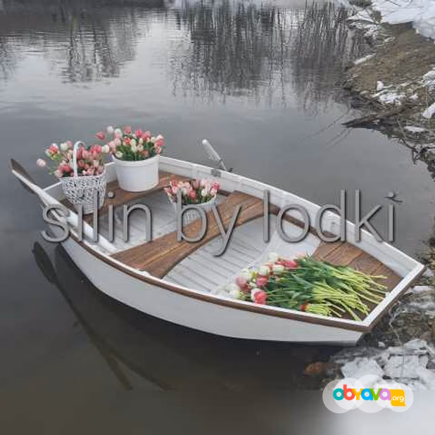 Лодка в аренду для фотосессии 