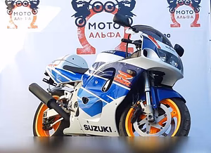 Suzuki GSX R 750 