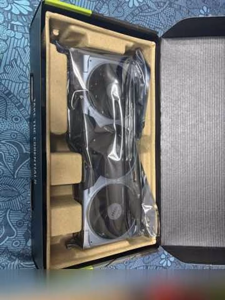 Продам: видеокарту MSI GeForce RTX 5060ti