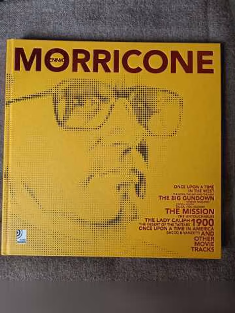 Продам: Ennio Morricone книга-альбом плюс 4 CD в Туле