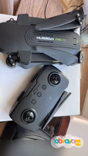 Продам: квадрокоптер Hubsan Zino pro