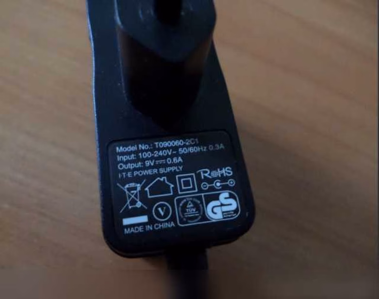 Продам: блок питания 9V; 0,6А в Санкт-Петербурге
