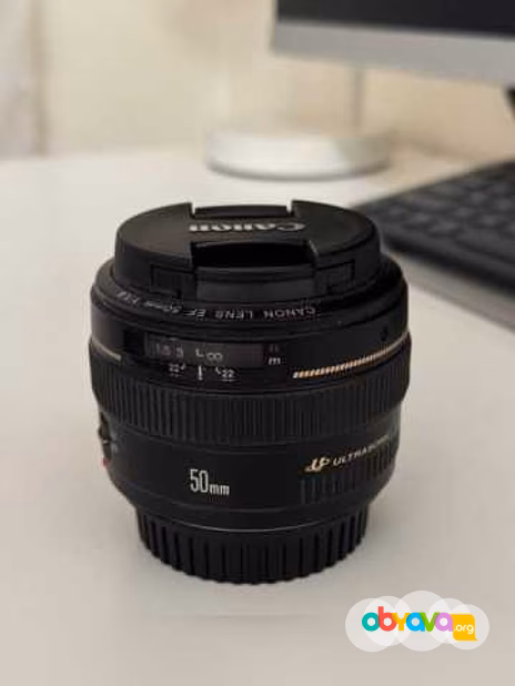Продам: Cannon EOS 6D mark ii + объектив Cannon EF 50mm