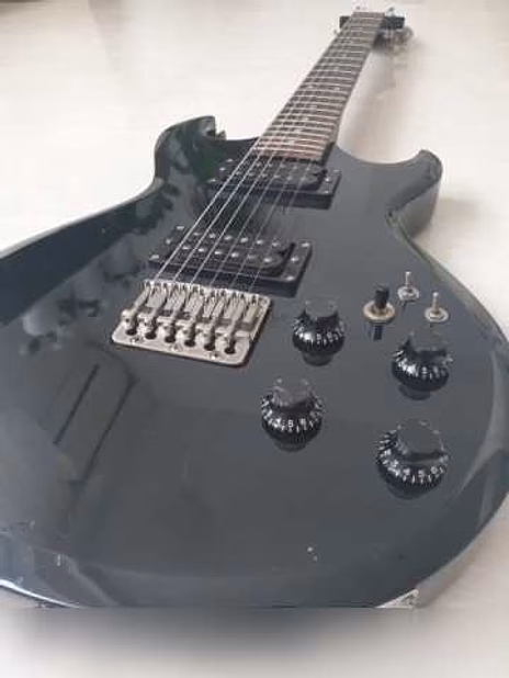 Продам: ОЧЕНЬ РЕДКИЙ "CS DELUXE" ARIA PRO-II