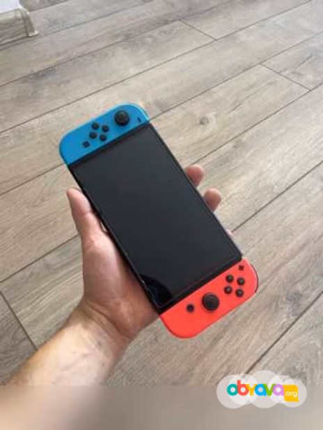 Продам: Nintendo switch OLED