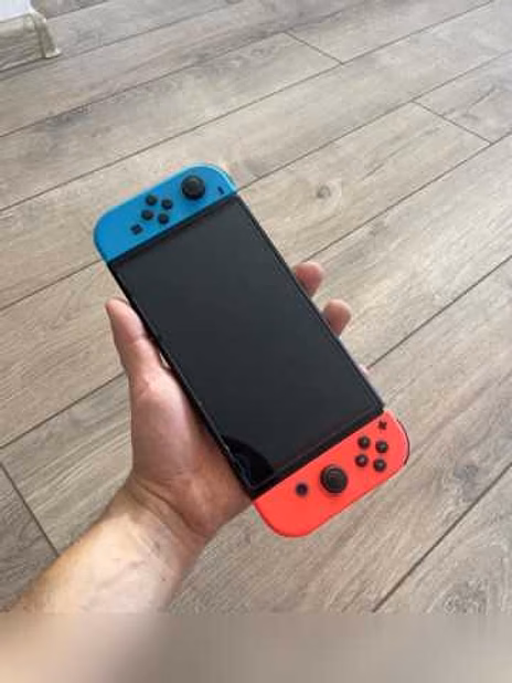 Продам: Nintendo switch OLED