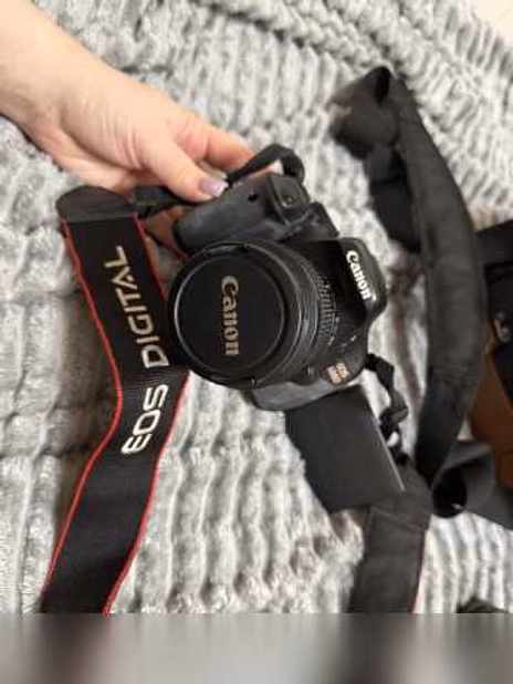 Продам: фотоаппарат Canon 600D