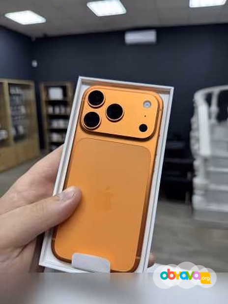 Продам: смартфон Apple iPhone 17 Pro 256Gb Cosmic Orange