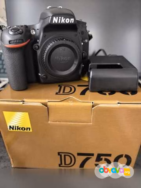 Продам: фотокамера Nikon d750