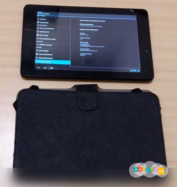 Продам: планшет Prestigio pmp5670c_duo с чехлом в Сыктывкаре