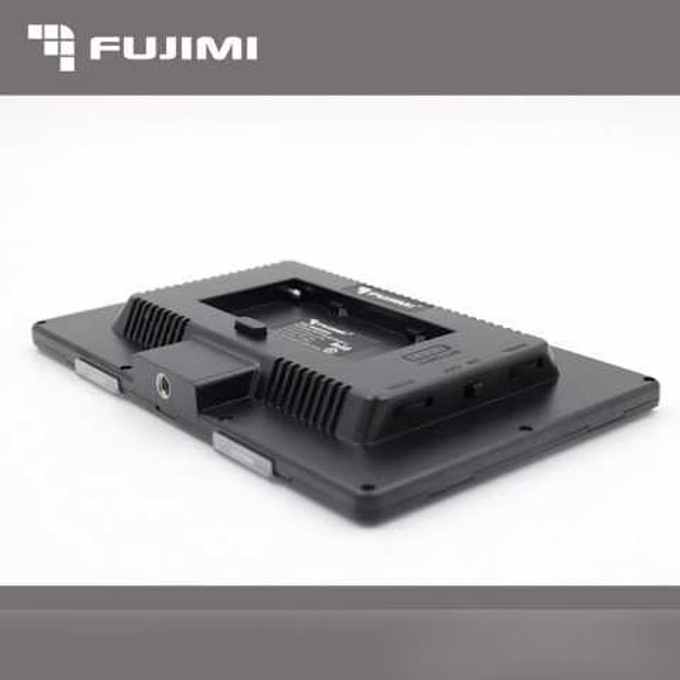 Продам: осветитель Fujimi FJL-SMD520B