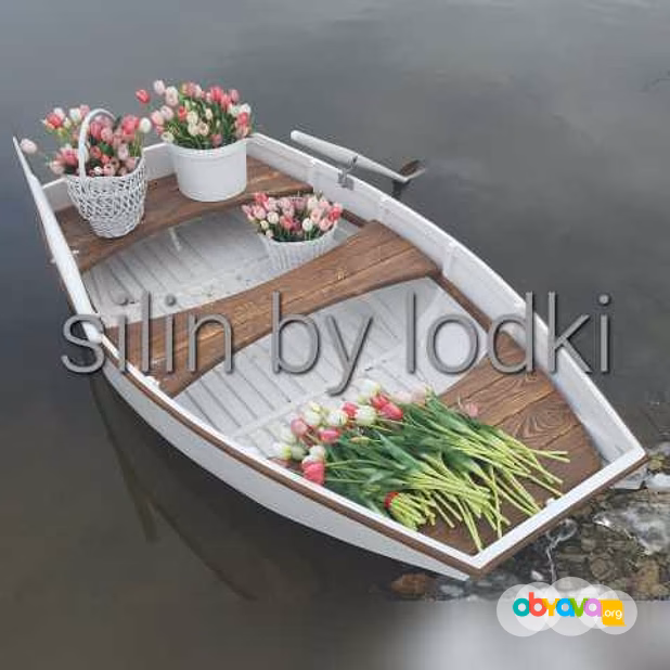 Лодка в аренду для фотосессии 
