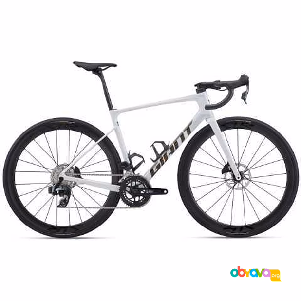 Продам: спортивный велосипед Giant 2026 Giant Defy Advanced Pro 1 Road Bike (KINGCYCLESPORT) в Барнауле