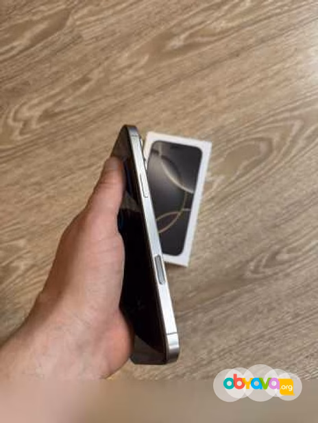 Продам: идеальный iPhone 16 pro max