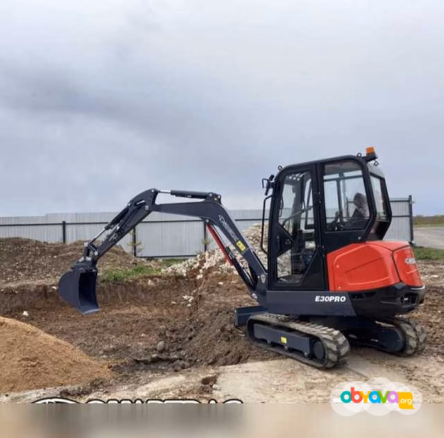 Продам: мини-экскаватор E30PRO в Белгороде