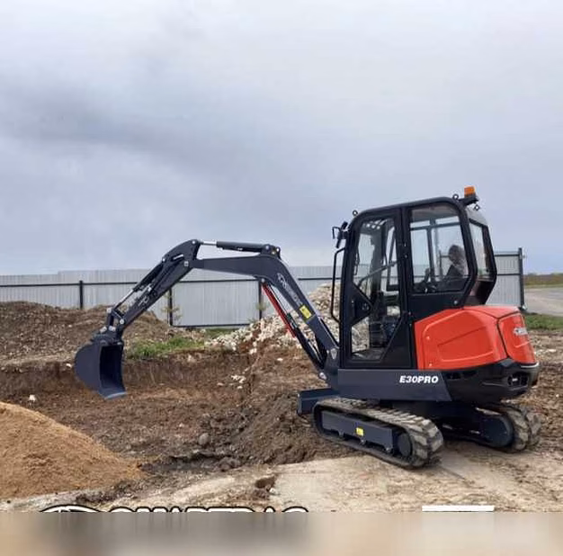 Продам: мини-экскаватор E30PRO в Белгороде