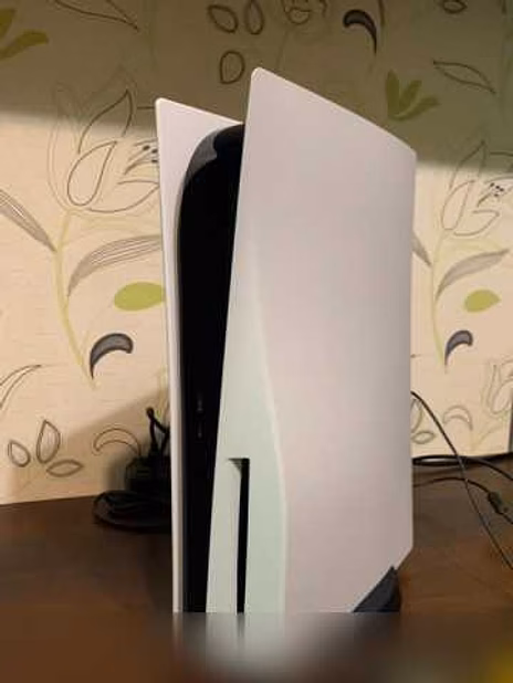 Продам: Sony Playstation 5 с дисководом
