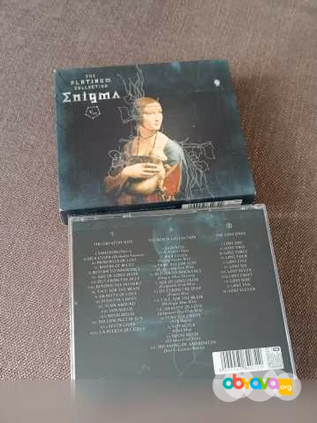 Компакт-диски (CD) разных исполнителей 