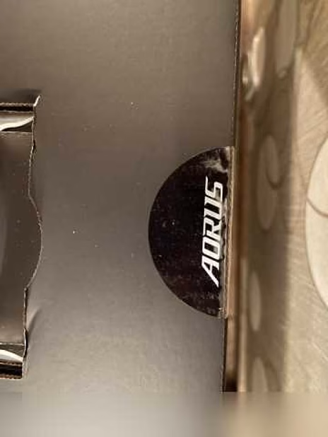 Продам: монитор Gigabyte Aorus Fl27Q-EK (новый, 2К, 165hz)