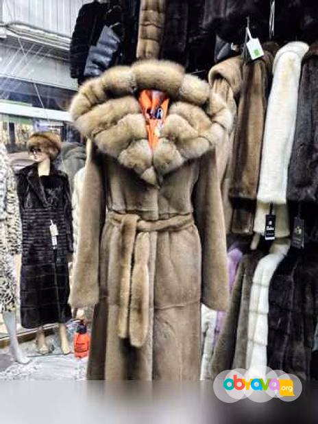 Продам: шуба новая норка с соболем Manoli