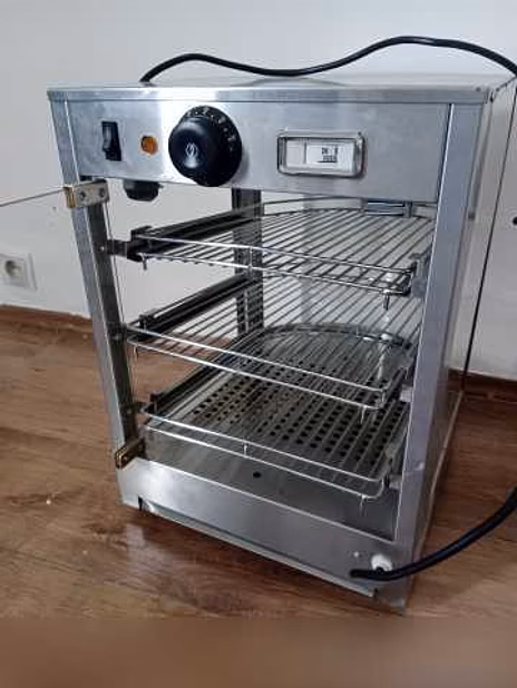 Продам: тепловая ветрина HURAKAN HKN-WD1 220v50HZ в Зеленограде