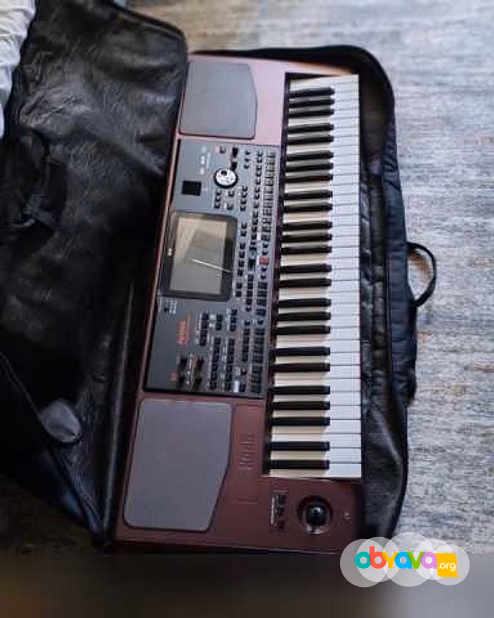 Продам: синтезатор KORG Pa 1000