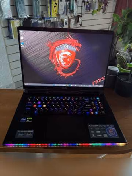 Продам: царский MSI 17”2.5K 240HZ/i9-13980HX/RTX