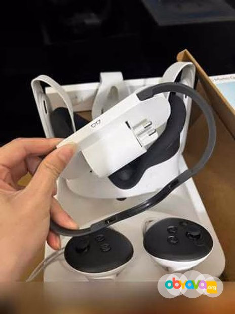 Очки новые VR Quest 3S 128 гб