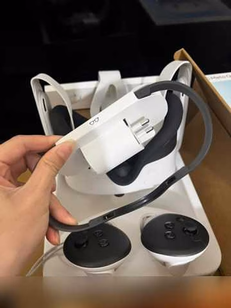 Очки новые VR Quest 3S 128 гб