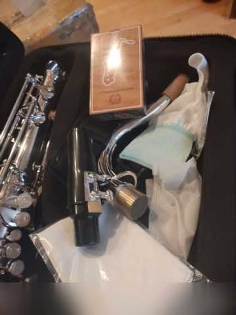 Продам: саксофон тенор "Selmer"