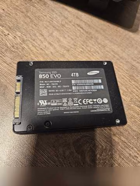 Продам: Ssd Samsung 850evo 4TB
