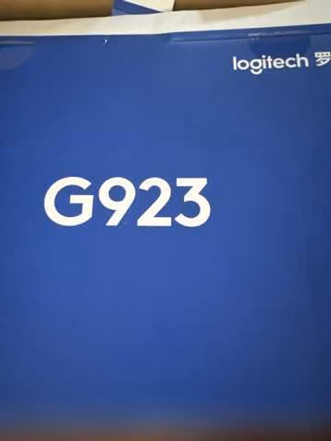Продам: игровой руль g923 новый