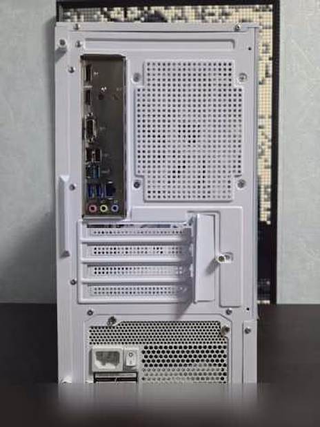 Продам: компьютер Игровой i5 12400 16 gb RTX 5060