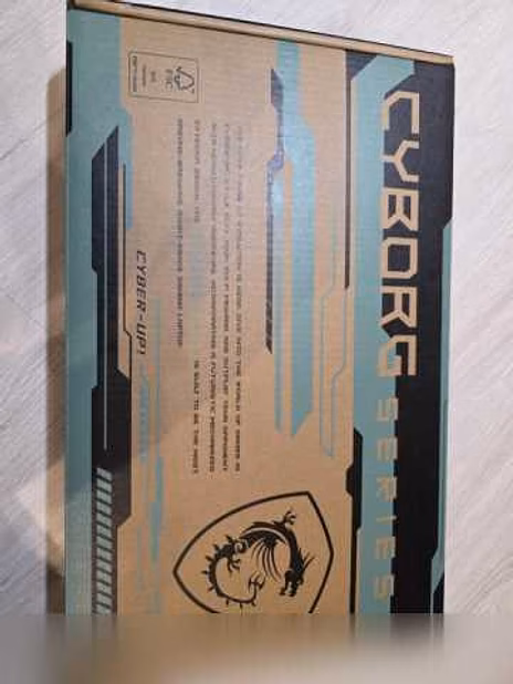 Продам: ноутбук игровой MSI Cyborg 17 B13WEKG