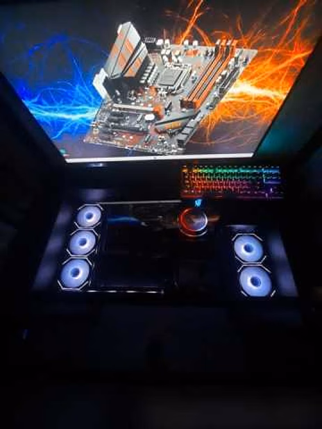 Продам: стол компьютер игровой