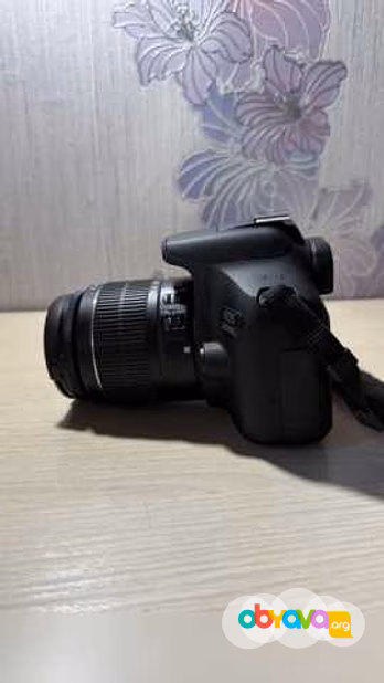Продам: фотоаппарат canon eos 2000d