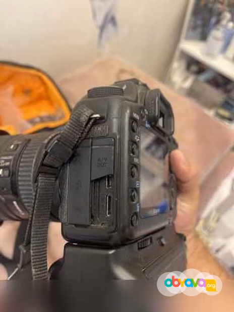 Продам: фотоаппарат Canon Mark 2 5d