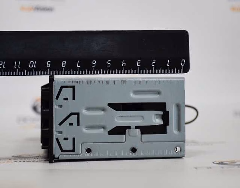 Продам: крепление с динамиком OPTIM -BOX 270 в Анапе