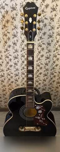 Продам: полуакустическая гитара Epiphone EJ-200S