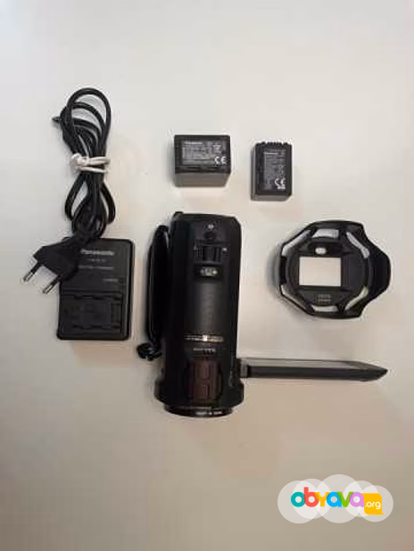 Продам: видеокамера Panasonic HC-VX980 4K