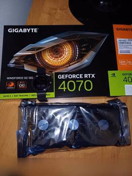 Продам: GАGIGABYTE GeForce RTX 4070