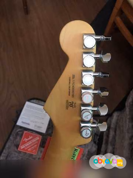 Продам: Fender American Ultra Stratocaster 2024