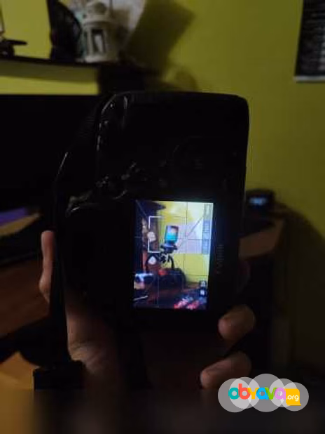 Продам: Canon 5D Mark iii