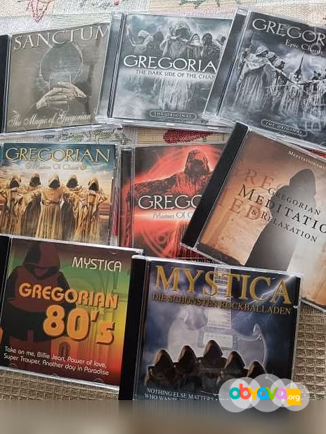 Компакт-диски (CD) разных исполнителей 