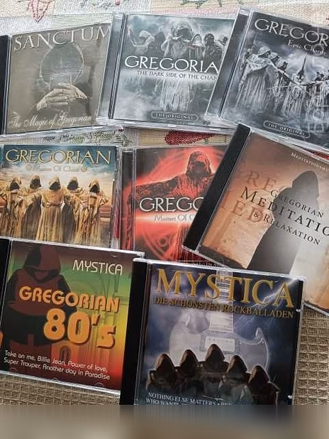 Компакт-диски (CD) разных исполнителей 
