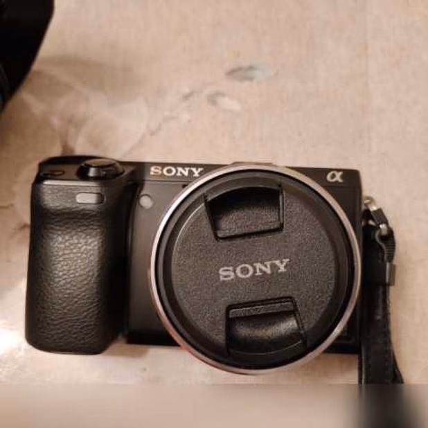 Продам: фотоаппарат Sony @ nex - 7 + объектив + сумка