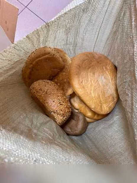 Предложение: хлеб 🍞 на корм в добрые руки! Собачки/З в Красноярске