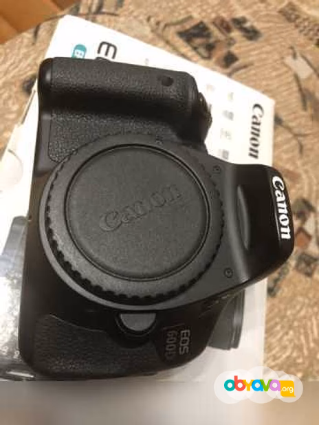 Продам: фотоаппарат Canon EOS 600D