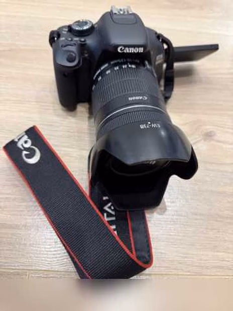 Продам: зеркальный фотоаппарат Canon EOS 600D Kit18-135 mm