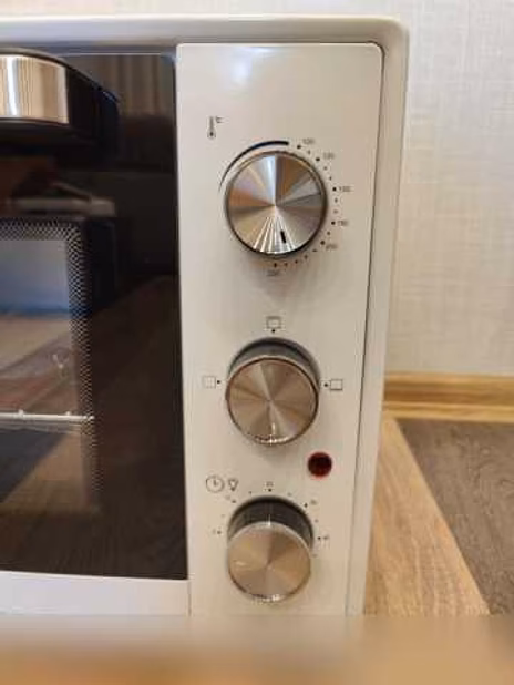 Электрическая духовка Pioneer. 40